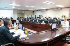ประชุมจัดทำรายละเอียดรายการครุภัณฑ์ ที่ดิน สิ่งก่อสร้าง ประจำปีงบประมาณ พ.ศ. 2561 เพื่อชี้แจงคณะอนุกรรมาธิการครุภัณฑ์ ที่ดิน สิ่งก่อสร้างฯ  ในคณะกรรมาธิการวิสามัญพิจารณาร่างพระราชบัญญัติ งบประมาณรายจ่ายประจำปีงบประมาณ พ.ศ. 2561 (29 มิถุนายน 2560)