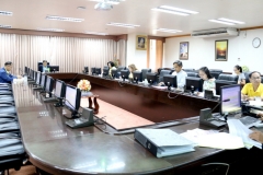 ประชุมอธิการบดี รองอธิการบดี ผู้อำนวยการสำนักงานอธิการบดี พิจารณาคำขอตั้งงบประมาณรายจ่ายจากเงินรายได้ ประจำปีงบประมาณ พ.ศ. 2563 (9 สิงหาคม 2562)