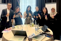 LINE_ALBUM_230369_260325_27