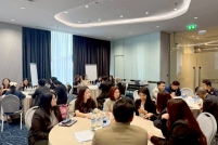 LINE_ALBUM_230369_260325_58