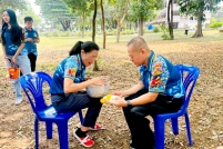 LINE_ALBUM_รดน้ำขอพรท่านรอง_260408_3