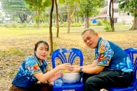 LINE_ALBUM_รดน้ำขอพรท่านรอง_260408_54